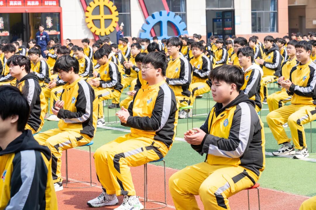 万通汽车学校信诺教育汽车制造产业学院授牌仪式圆满成功