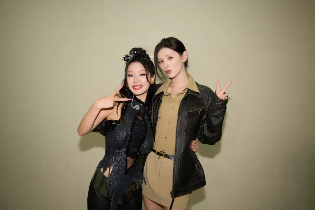 好多明星去了万妮达演唱会