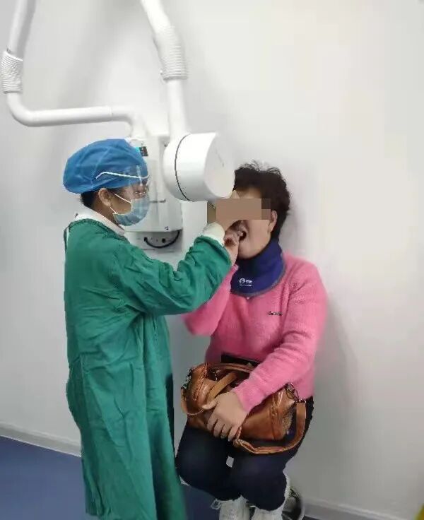 数字牙片机怎么用口腔门诊引进数字化牙片机 让牙齿成像更精准_https://www.jmylbn.com_新闻资讯_第7张