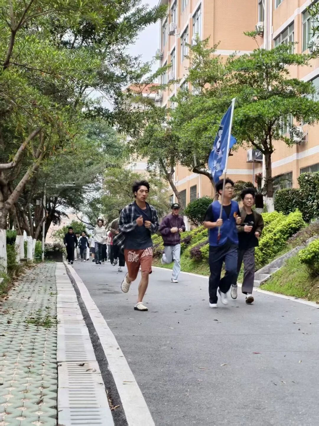 屏幕截图 2026-03-27 181248(2).png