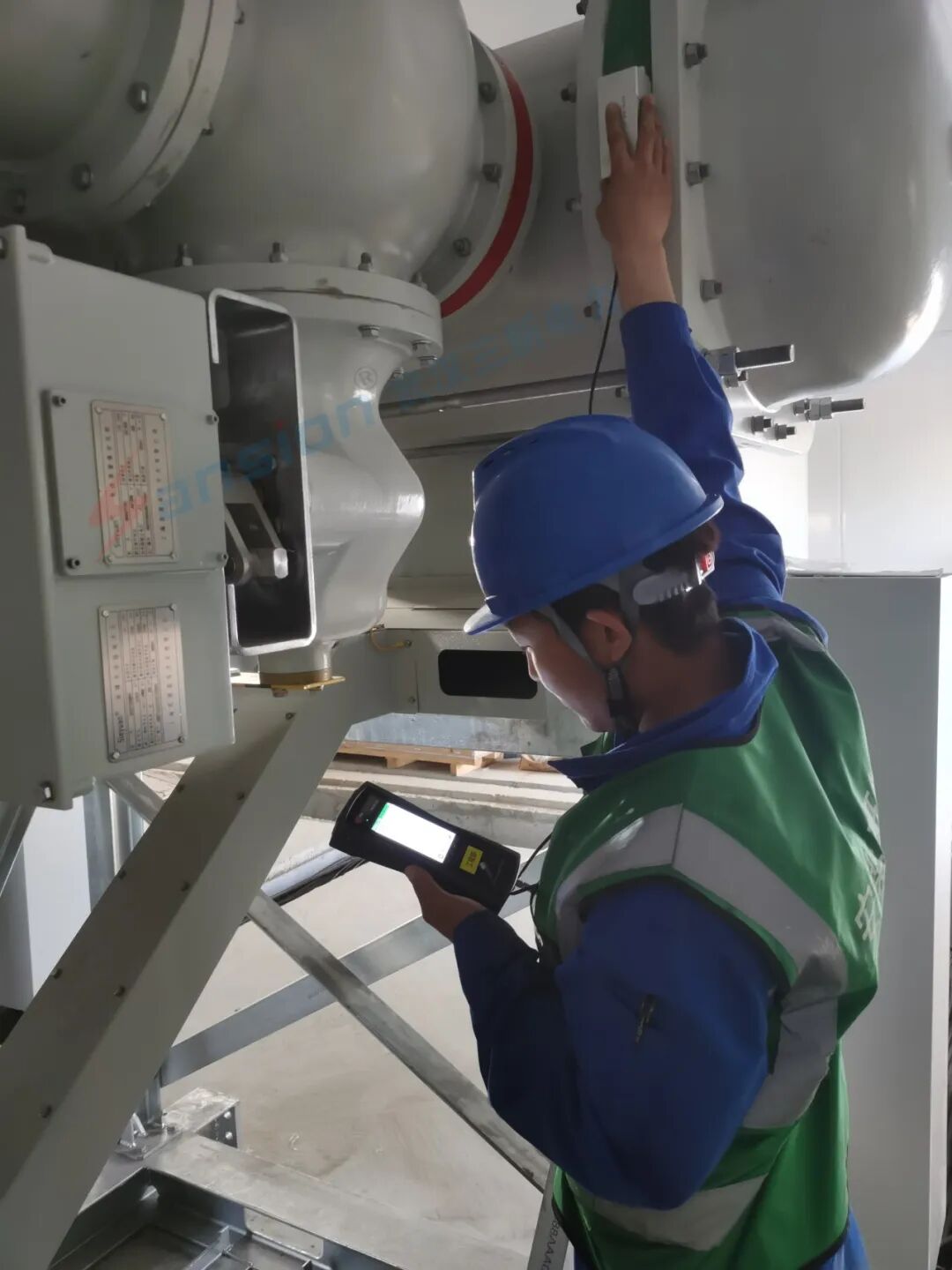 三新電力工程部遠(yuǎn)赴江蘇鹽城開展高壓電力試驗(yàn)