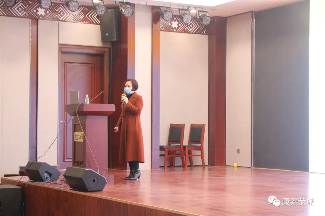 叮！您有一份健康大讲堂的上课邀请，请查收！698 / 作者:论坛小编01 / 帖子ID:274076