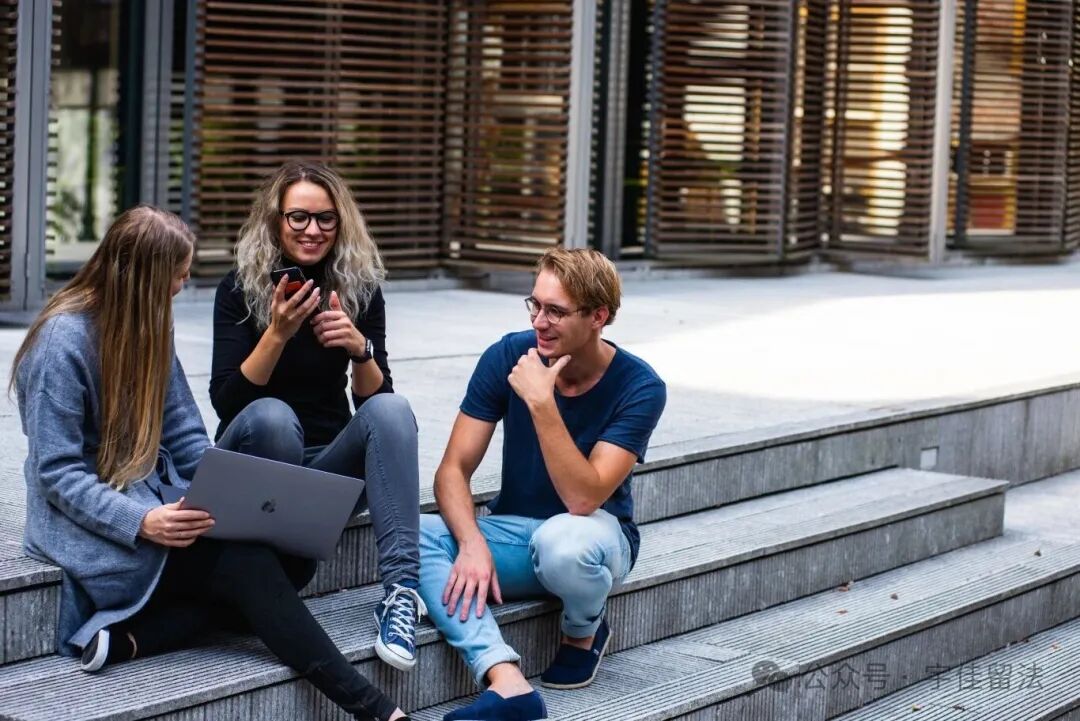 pexels-buro-millennial-1438072.jpg