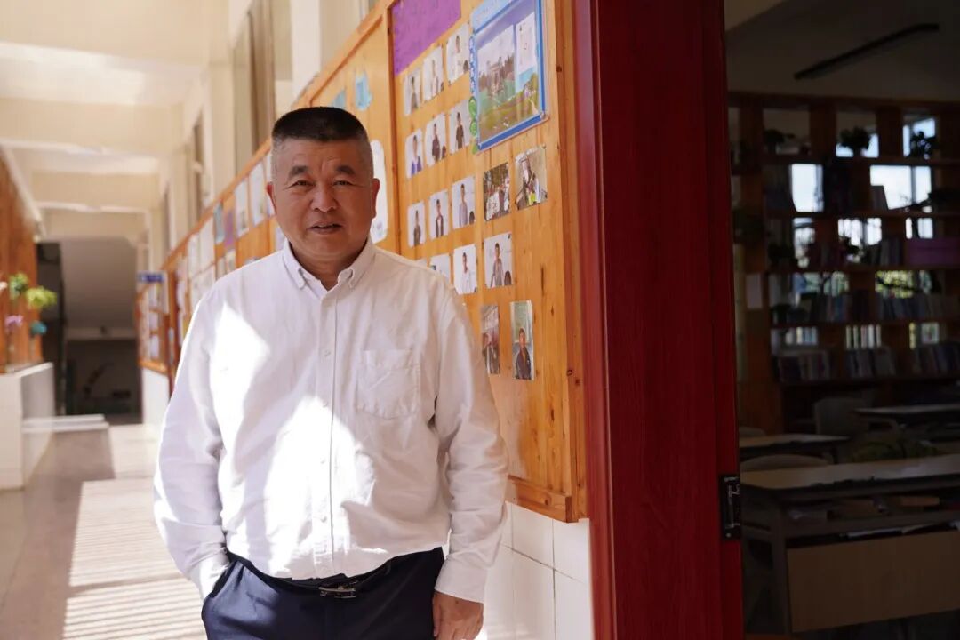 ▲詹大年在学校