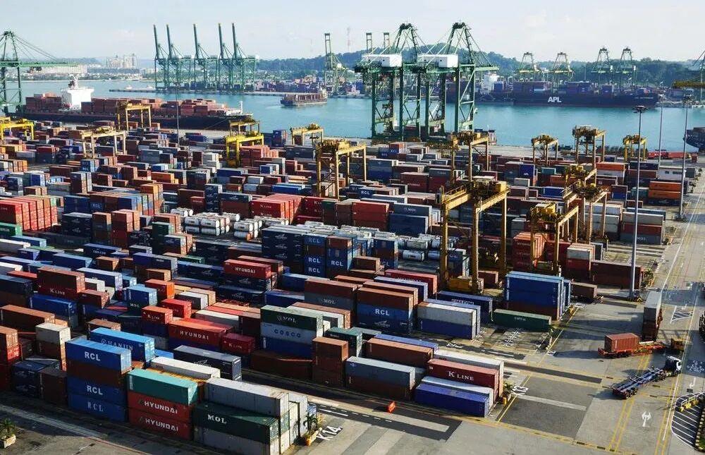 2M/THE公布最新停航计划！全球闲置集装箱船运力创历史新高！美线运价继续走高