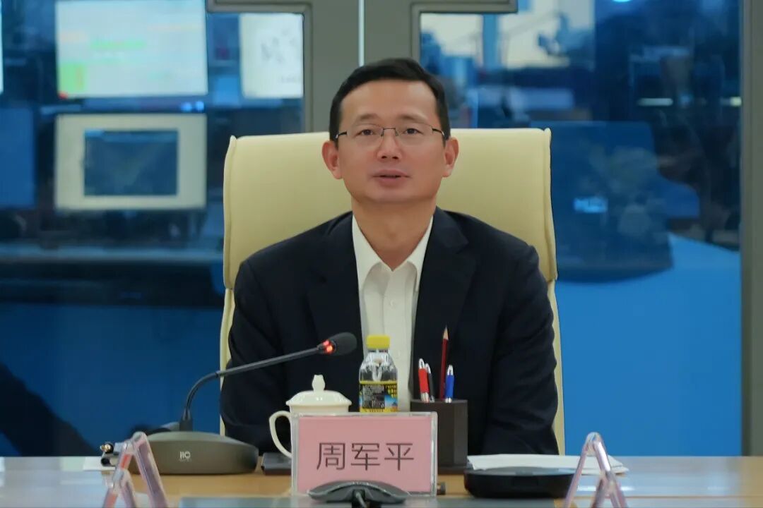 今晚必开生肖图特马