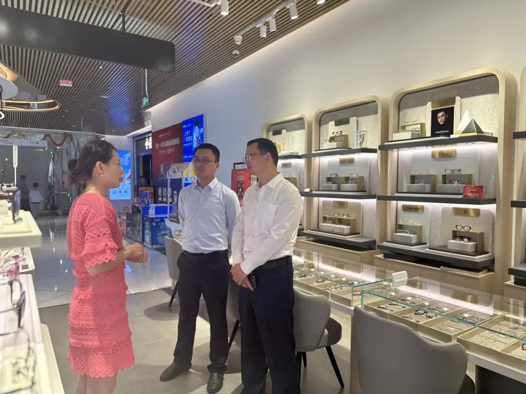 今晚必开生肖图特马