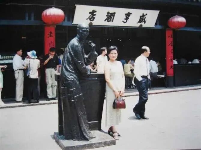 401c7df7862a9975089bbd73a617ceb0_640.jpg