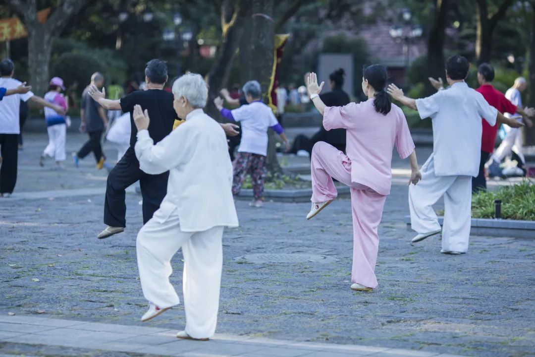 外地60岁老人怎样在北京买房