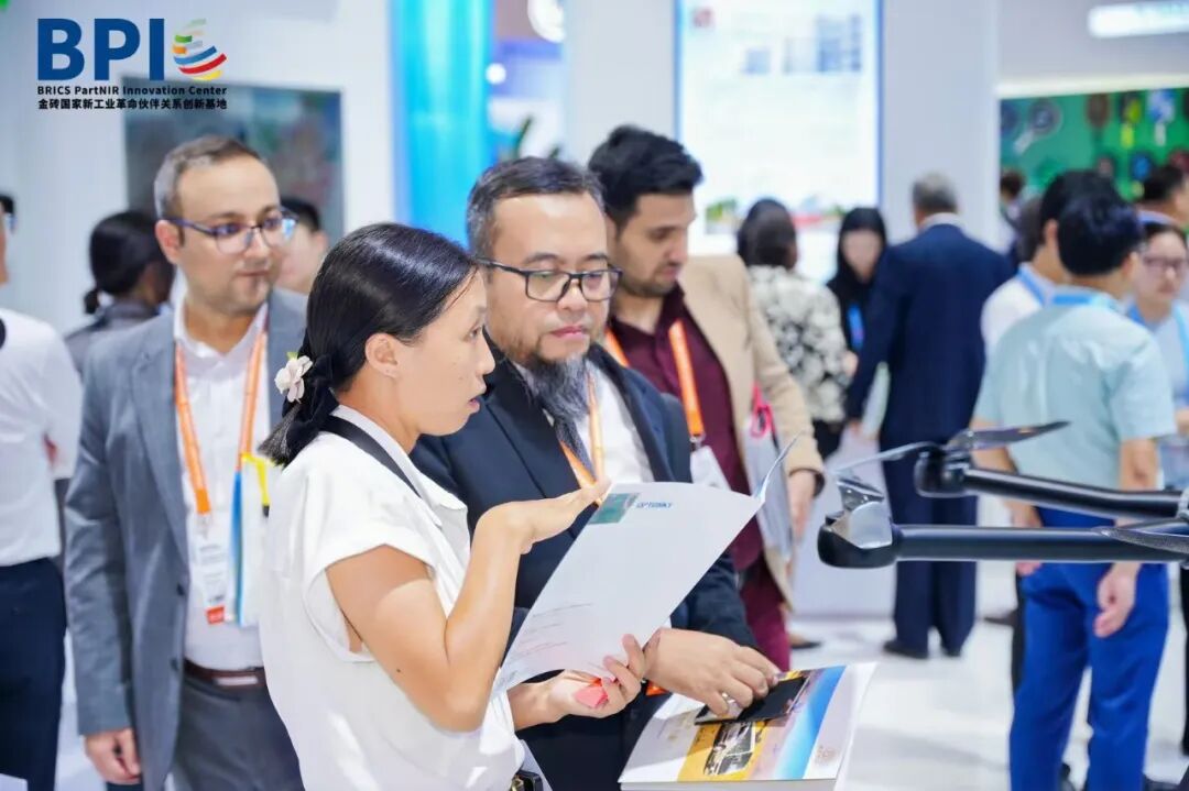 9.8投洽會丨共襄全球經貿盛舉 奧譜天成代表國產科研儀器前沿技術閃耀世界