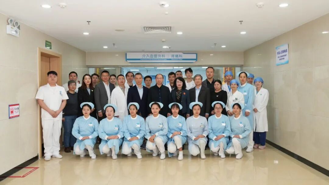 gore医疗怎么样「漫腹精论」髂合时宜 精益求精——双MOB球囊导管辅助腹主动脉覆膜支架急诊治疗破裂巨大髂动脉瘤_https://www.jmylbn.com_新闻资讯_第38张