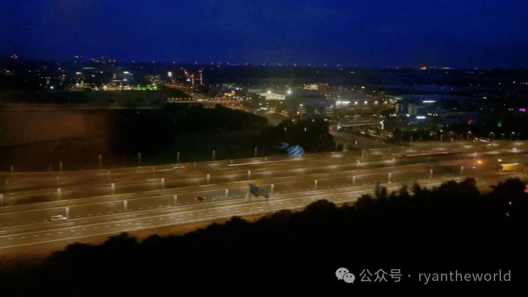 首尔阿姆斯特丹荷航商务舱无娱乐无充电无大餐 获赔4。4万里程值吗