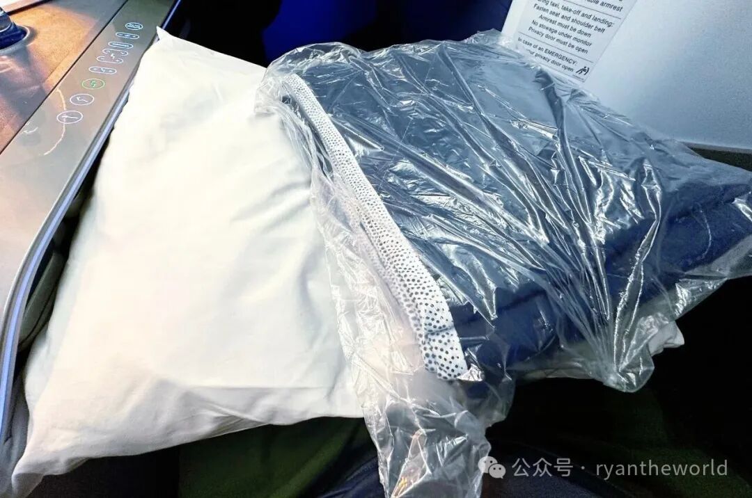 首尔阿姆斯特丹荷航商务舱无娱乐无充电无大餐 获赔4。4万里程值吗