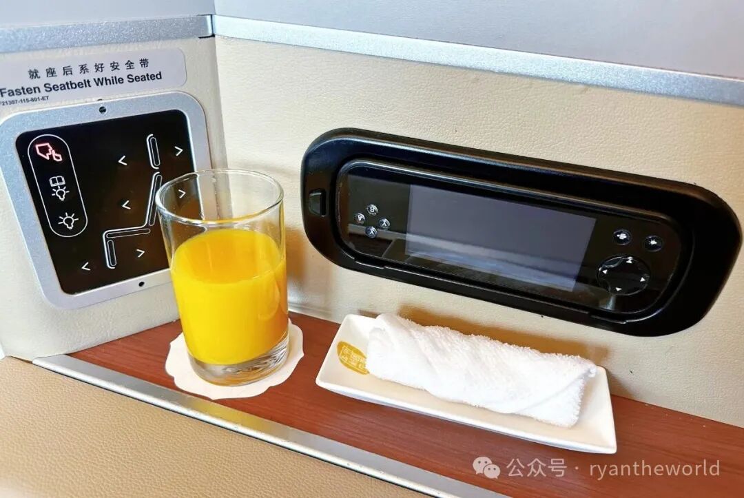 东航B777-300ER头等舱沪蓉线体验 2。8万里程兑换攻略及乘坐提醒