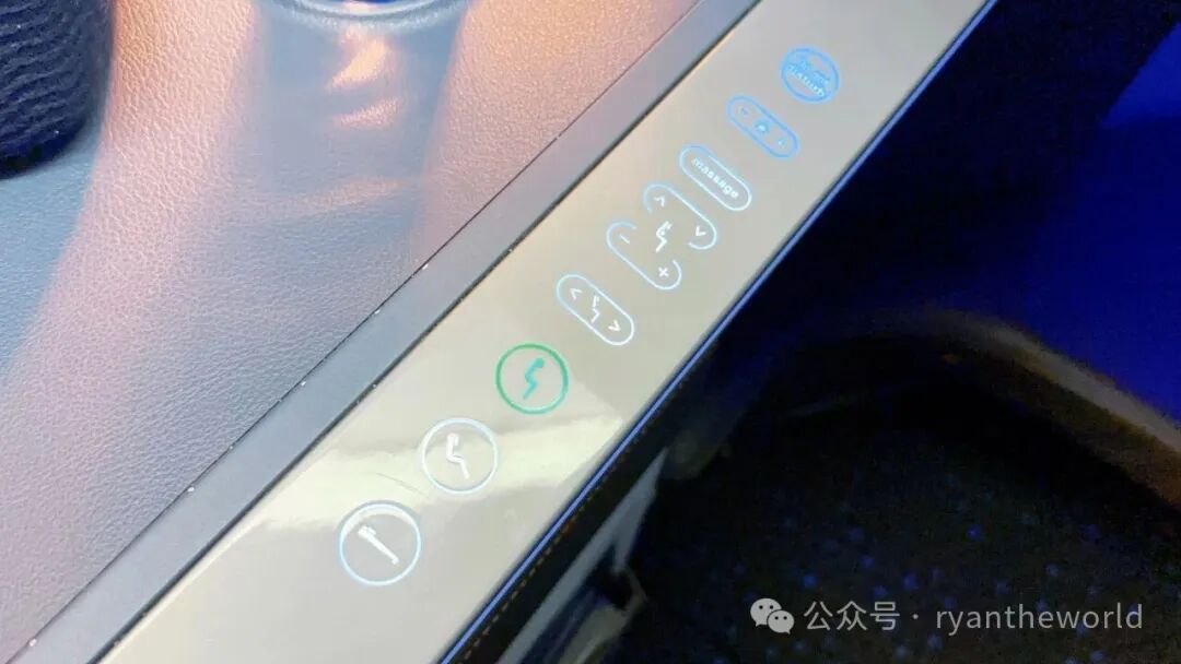 首尔阿姆斯特丹荷航商务舱无娱乐无充电无大餐 获赔4。4万里程值吗