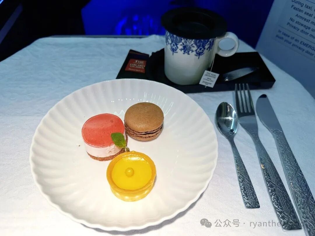 首尔阿姆斯特丹荷航商务舱无娱乐无充电无大餐 获赔4。4万里程值吗