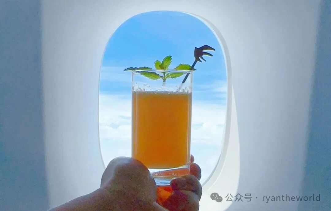 东航B777-300ER头等舱沪蓉线体验 2。8万里程兑换攻略及乘坐提醒