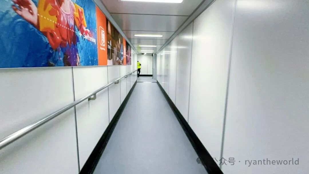 首尔阿姆斯特丹荷航商务舱无娱乐无充电无大餐 获赔4。4万里程值吗
