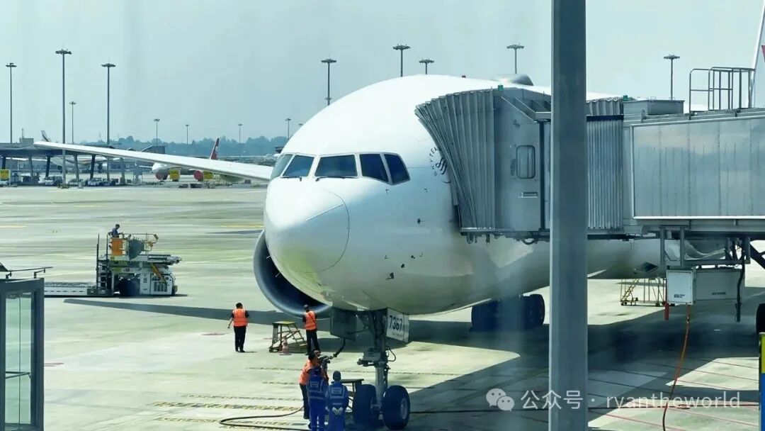 东航B777-300ER头等舱沪蓉线体验 2。8万里程兑换攻略及乘坐提醒