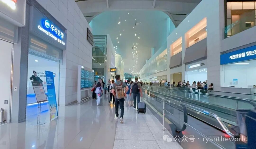 首尔阿姆斯特丹荷航商务舱无娱乐无充电无大餐 获赔4。4万里程值吗