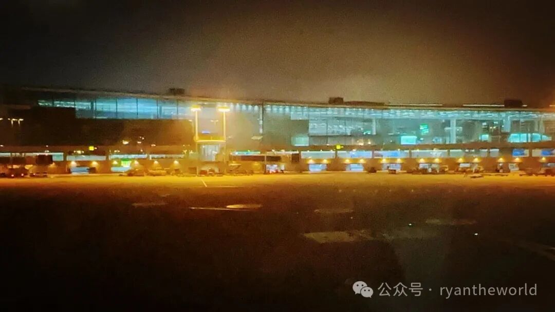 首尔阿姆斯特丹荷航商务舱无娱乐无充电无大餐 获赔4。4万里程值吗