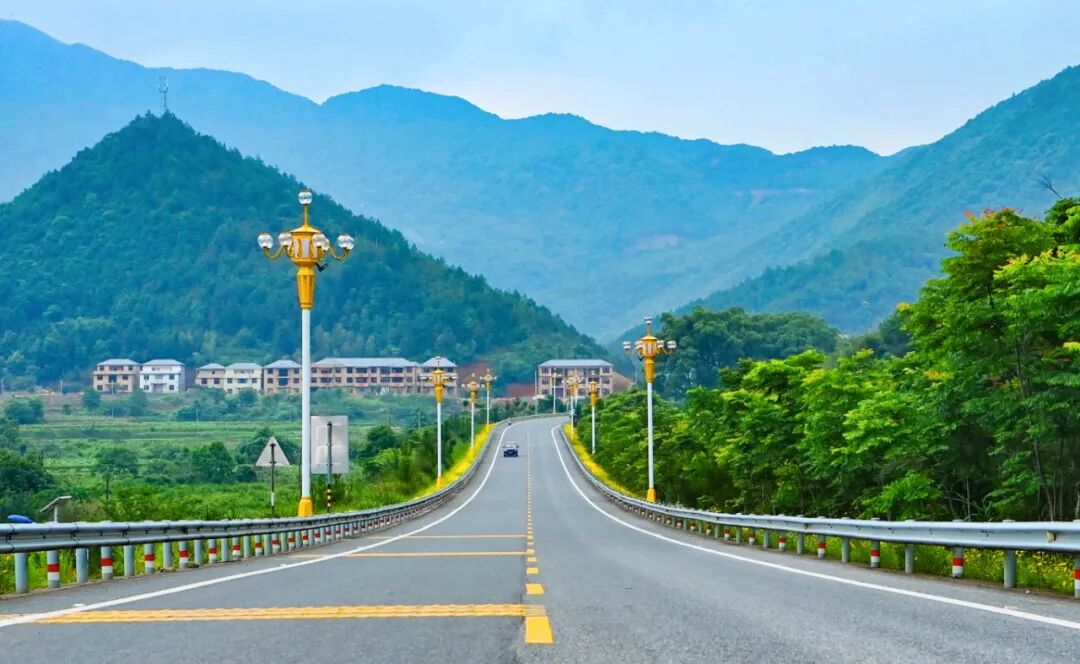 公路。.jpg
