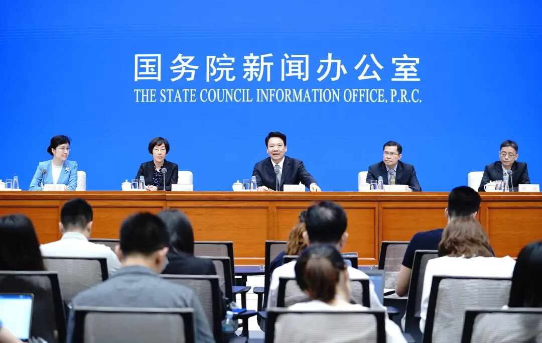 国资委发布97家央企名录（内含97家央企掌舵人）