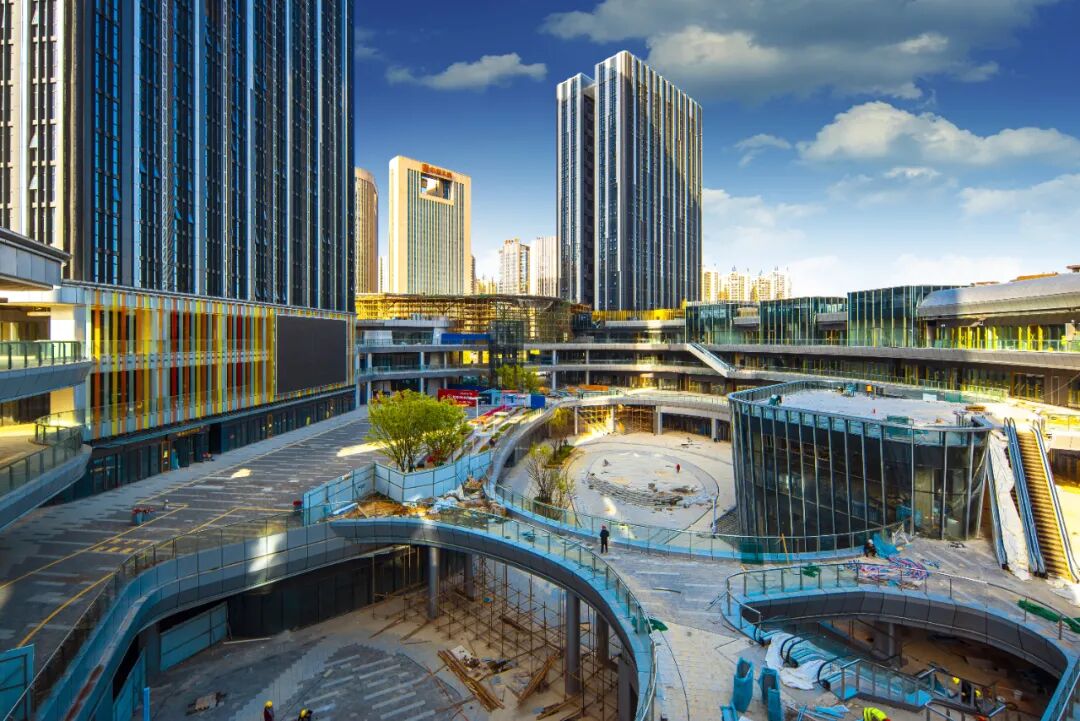 是贵阳悦然广场空间破局的第一步,也是贵阳悦然广场规划的点睛之笔