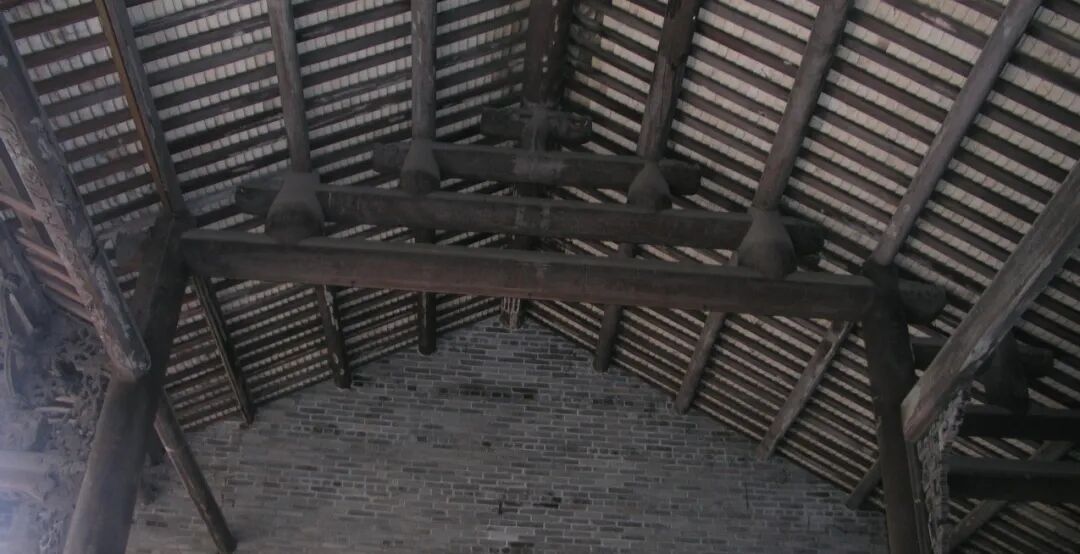 木桁架结构建筑