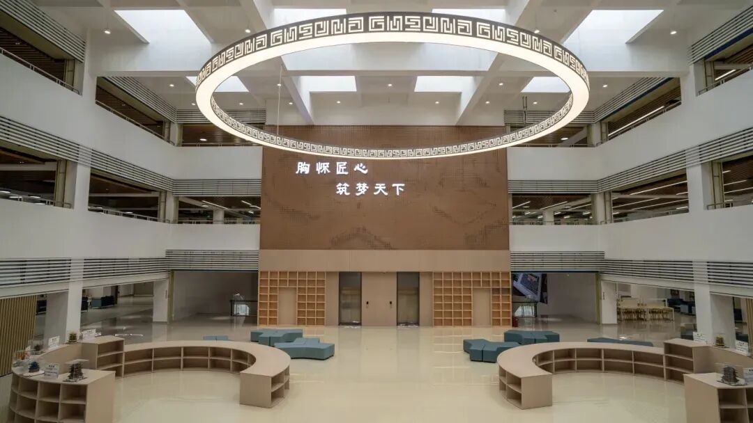 清远校区图书馆4.jpg