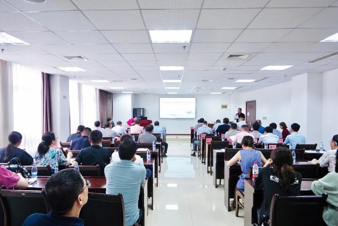 乳腺定位针怎么放重庆市中医院乳腺科成功举办第一届乳腺炎性疾病渝州论坛·青年论坛_https://www.jmylbn.com_新闻资讯_第1张