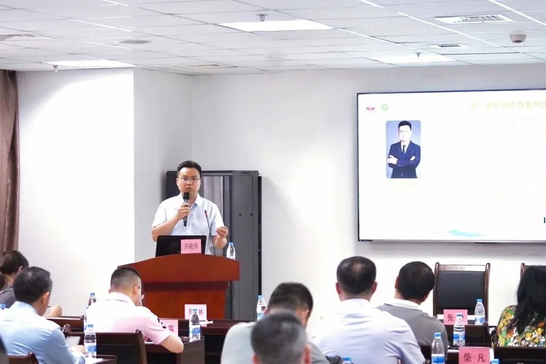 乳腺定位针怎么放重庆市中医院乳腺科成功举办第一届乳腺炎性疾病渝州论坛·青年论坛_https://www.jmylbn.com_新闻资讯_第9张