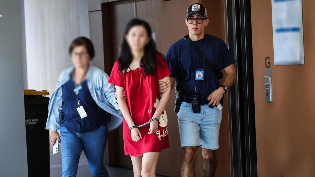 周三，28 岁的刘季焜被新南威尔士州警察 Camena 突击队下属的警员逮捕。图片来源：新南威尔士州警方