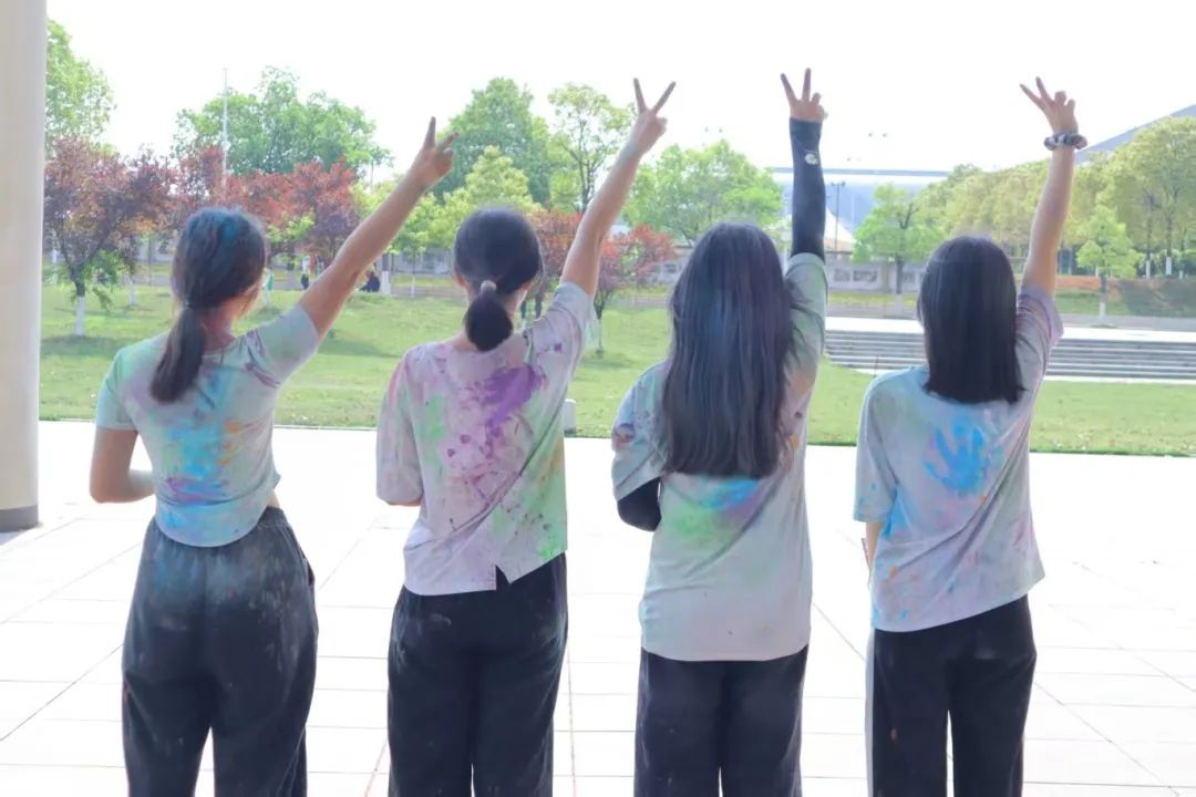 4d091c24d2412fe5b545dd2eccfd9ee.jpg