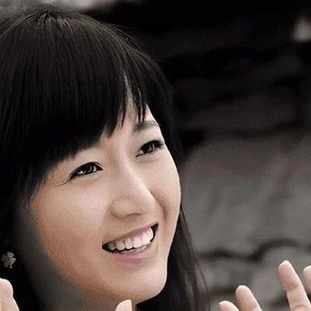 潘阳住父母同小区却不见婆家人?低调丈夫背景被重新提起