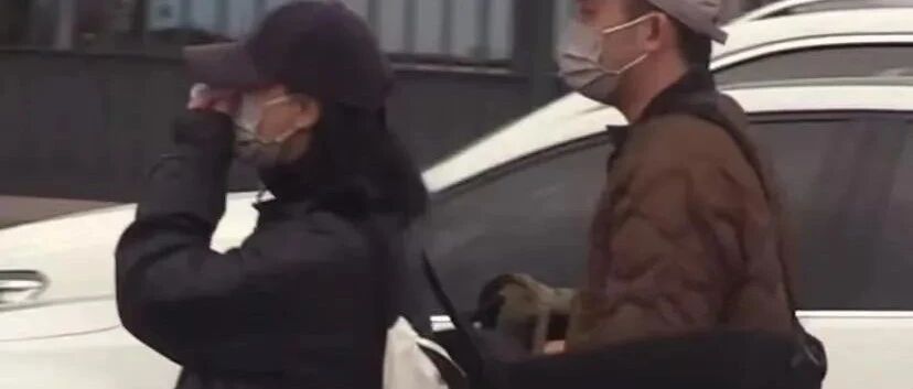 emm，相差13岁的姐弟恋这是要成了？