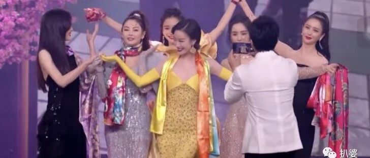 救命！这届红毯真是要笑死我了