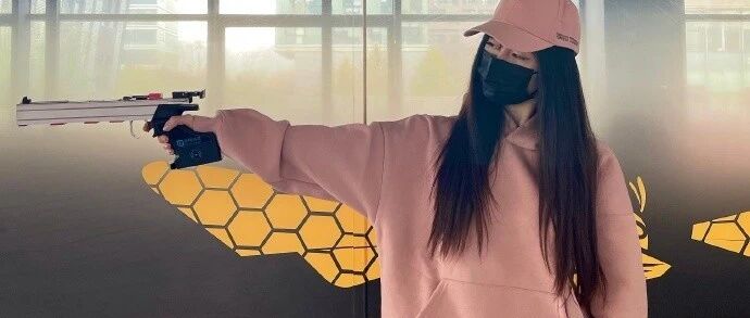 大瓜​居然​还有后续，她出来反锤李靓蕾了？