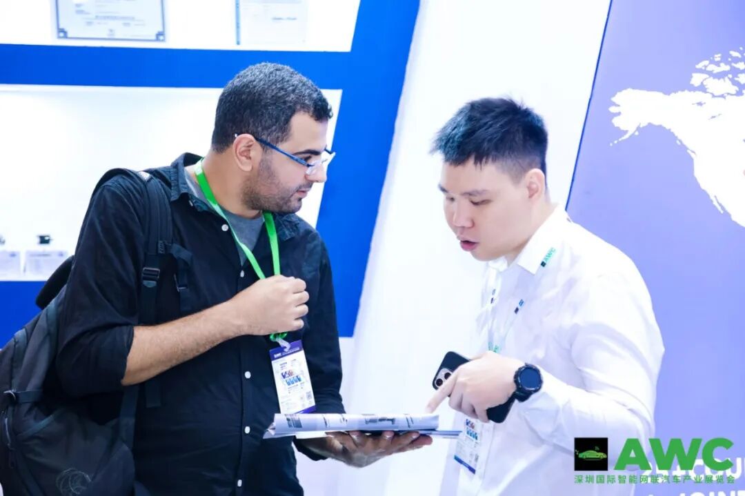 燃动鹏城！AWC 2024开幕首日智能网联汽车行业巨头齐聚，探索未来出行新风向！27