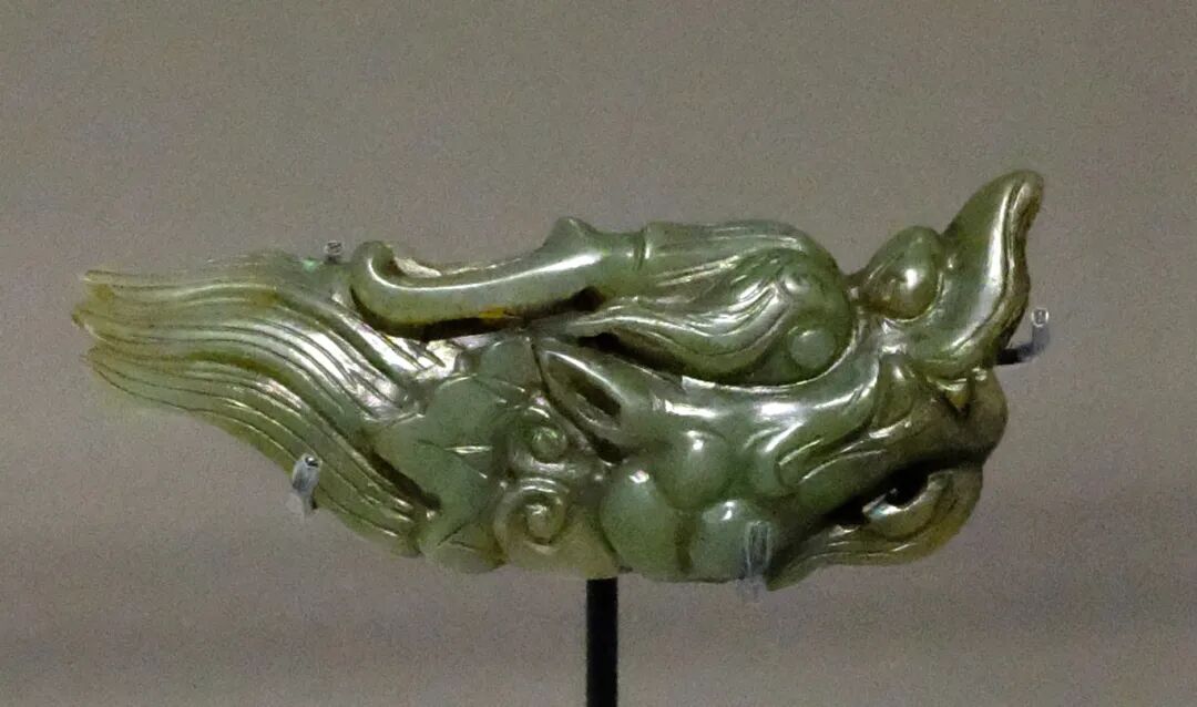 龙首玉嵌饰.JPG