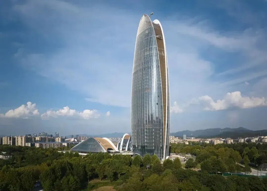 多城酒店套房比基础房便宜 黄山厦门三亚等10店促销券后低至225元晚有效期至2026年底