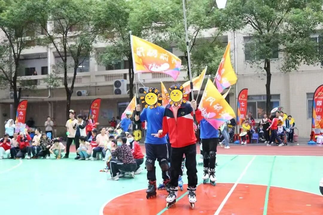 轮滑队为开幕式画上圆满句号。