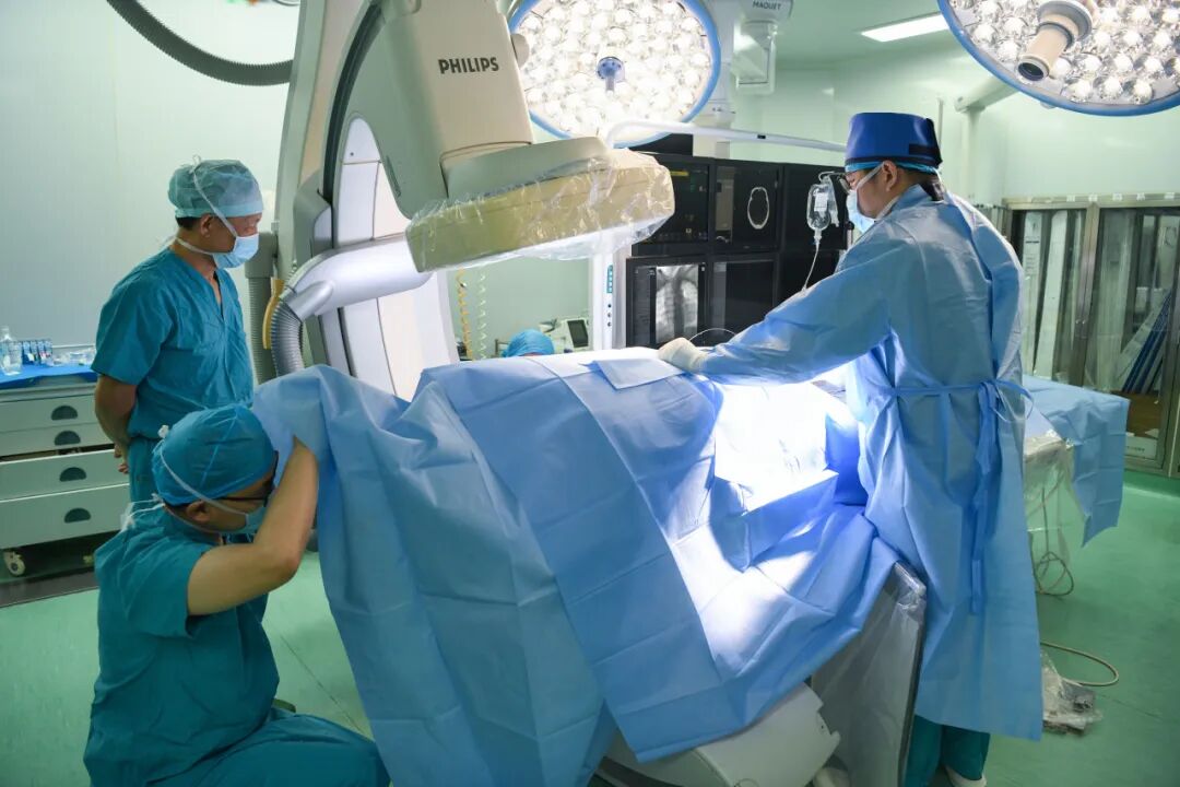 手电极怎么用手指一动就疼？金医疼痛病房用一根1.4毫米的电极解决顽固性神经痛_https://www.jmylbn.com_新闻资讯_第2张