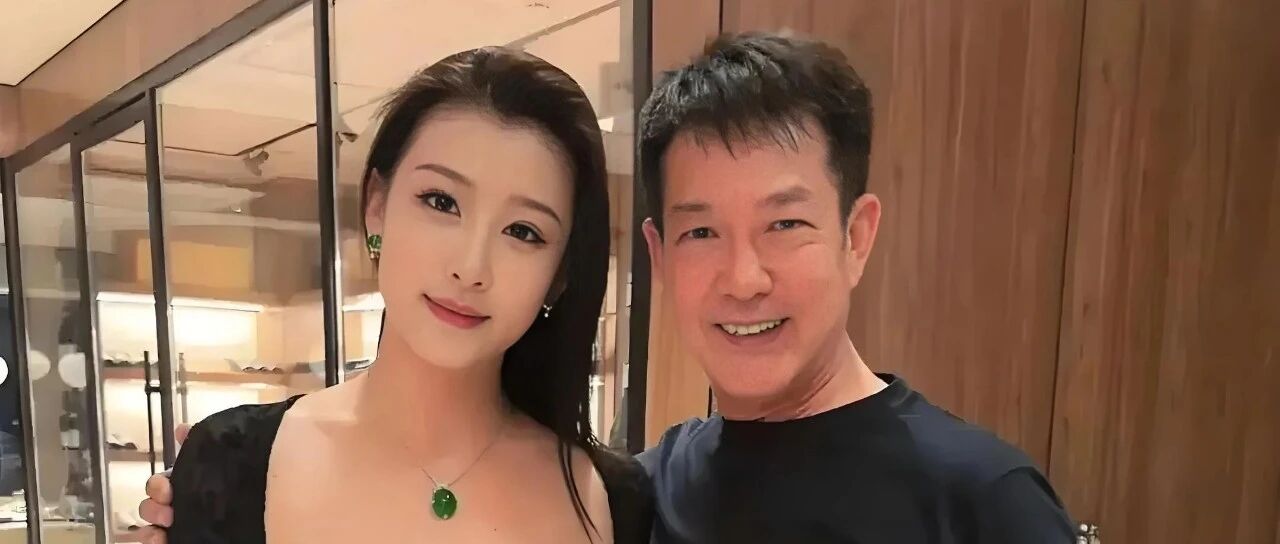 元彪现状:68岁一身肌肉身材好,儿子高大壮实像爸爸,女婿是富二代