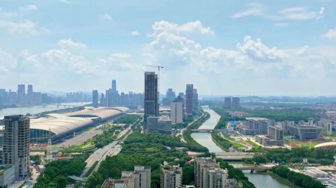 海珠在售楼盘有哪些？中海、越秀、保利应该怎么选？