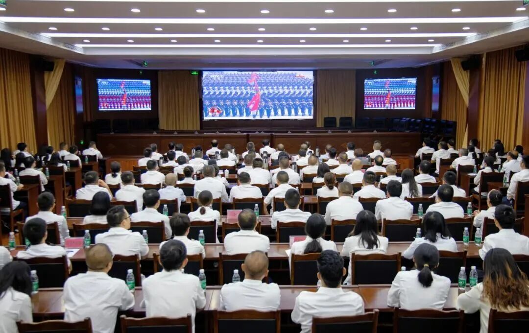 会东县各界观看抗战胜利 80 周年阅兵，伟大抗战精神激发奋进热潮插图