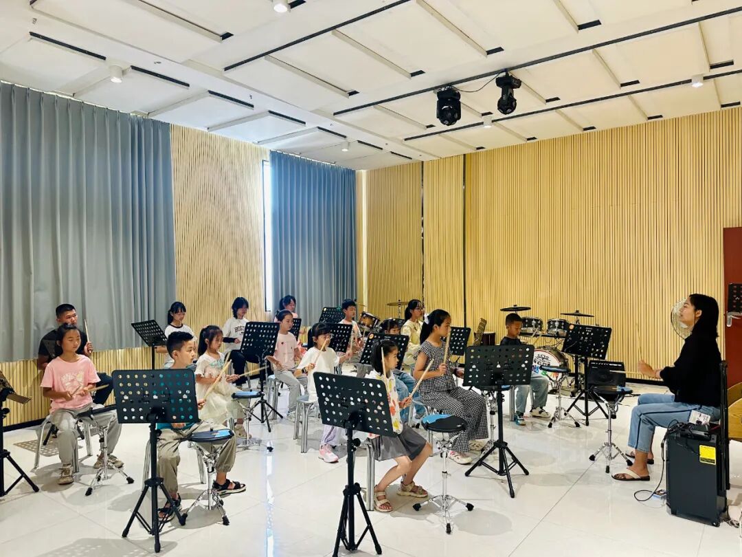 2025 年 “凉山阿依” 职工子女暑期爱心托管启动，21 天破解看护难题并促家风建设插图1