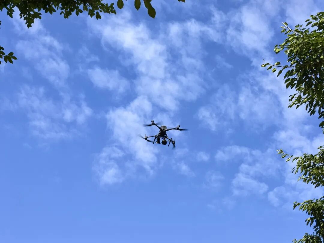 会东公安创新 “空中 + 地面” 交通执法模式：破解难题，保障出行安全插图