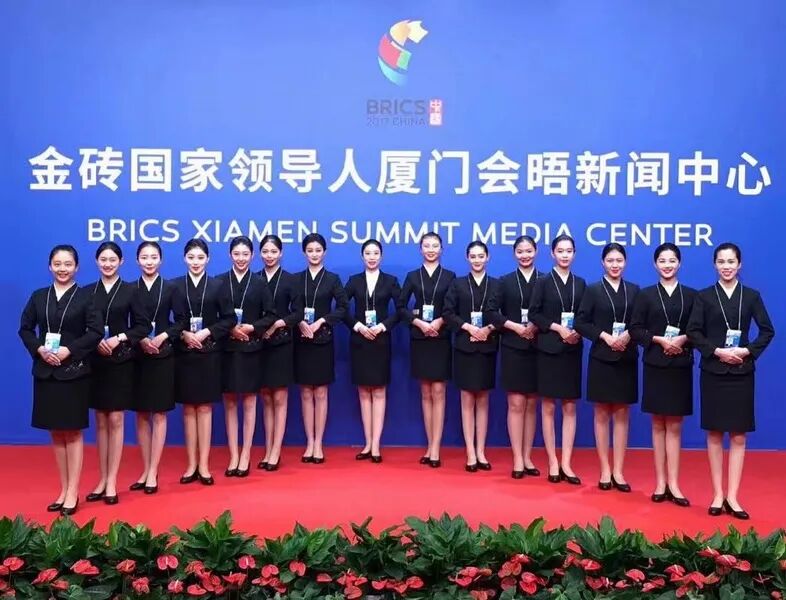 2023年高鐵空乘專業(yè)學(xué)校錄取分?jǐn)?shù)線_空乘高鐵乘務(wù)專業(yè)學(xué)校_高鐵乘務(wù)專業(yè)錄取分?jǐn)?shù)線