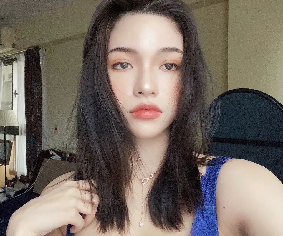 【美女】辣台妹来了，这对尤物双胞胎的“偷心穿搭”火爆ins，大胸翘臀电晕网友！（组图） - 15